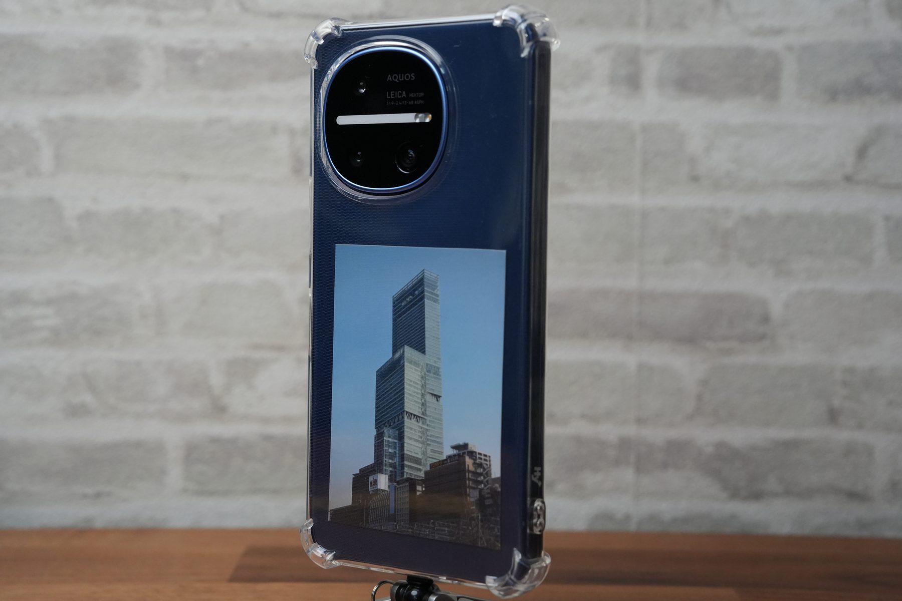 AQUOS R11 ケース 実機 検証